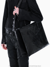 VAIN Heart CarryAll Black